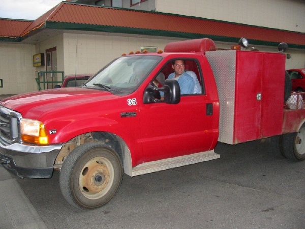 600x450 pixels (114K)